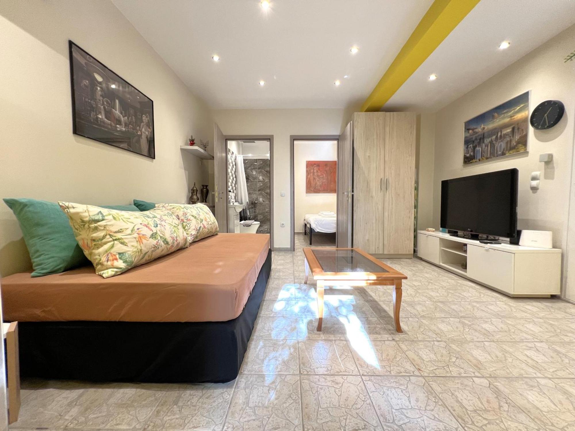 Apartamento Historic Center Getaway 10'Walk To Acropolis Hill Atenas Exterior foto